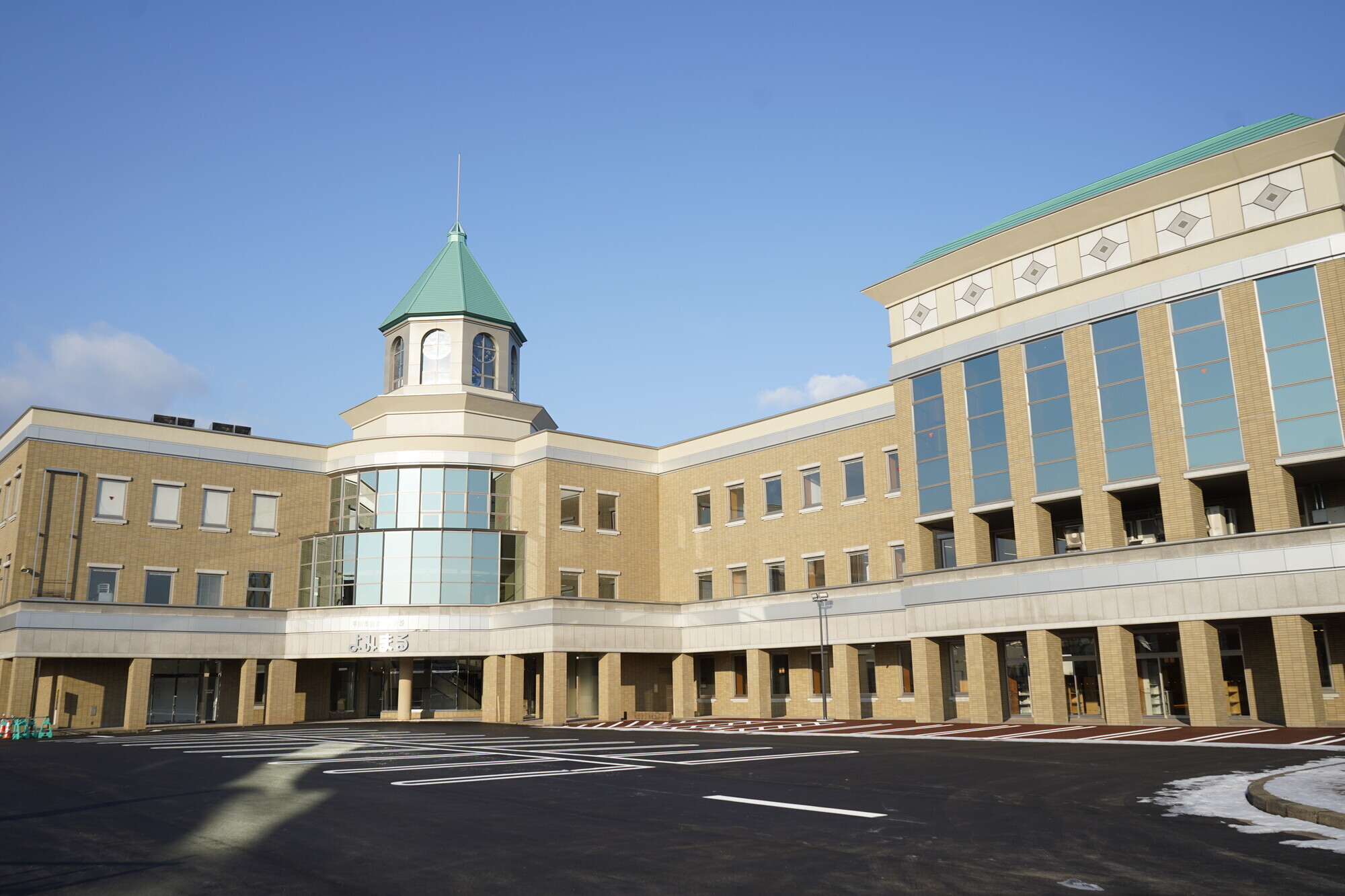 図書交流施設よみまる